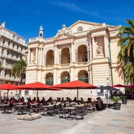 Apartment T2 Grande Terrasse Comme Une Maison 8 Min Des Plages *
