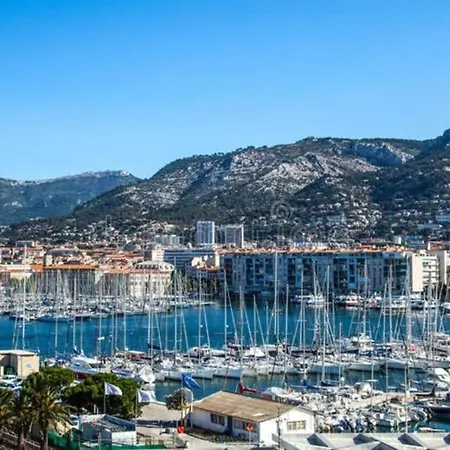 Apartment T2 Grande Terrasse Comme Une Maison 8 Min Des Plages *